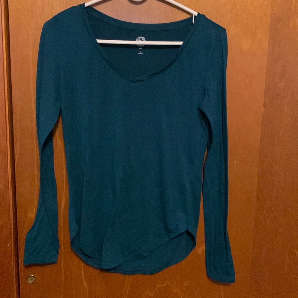 SO Long Sleeve Shirt 🌻2/$10🌻